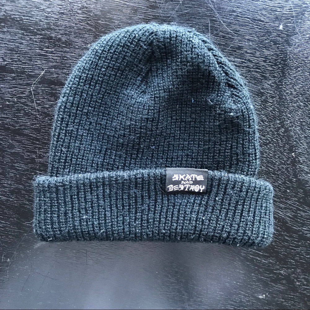SOLD! Thrasher Knit Beanie